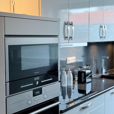 90M2 I Central I Netflix I Wifi I Free Parking I Lia Apartments Hannover Buitenkant foto