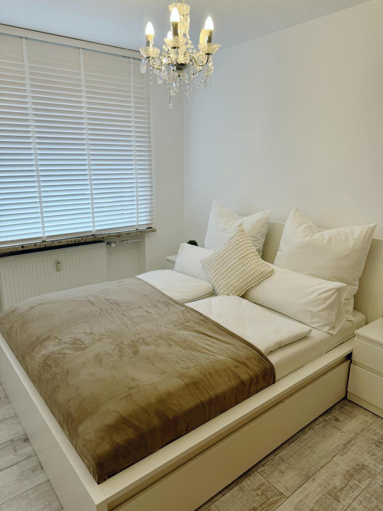 90M2 I Central I Netflix I Wifi I Free Parking I Lia Apartments Hannover Buitenkant foto