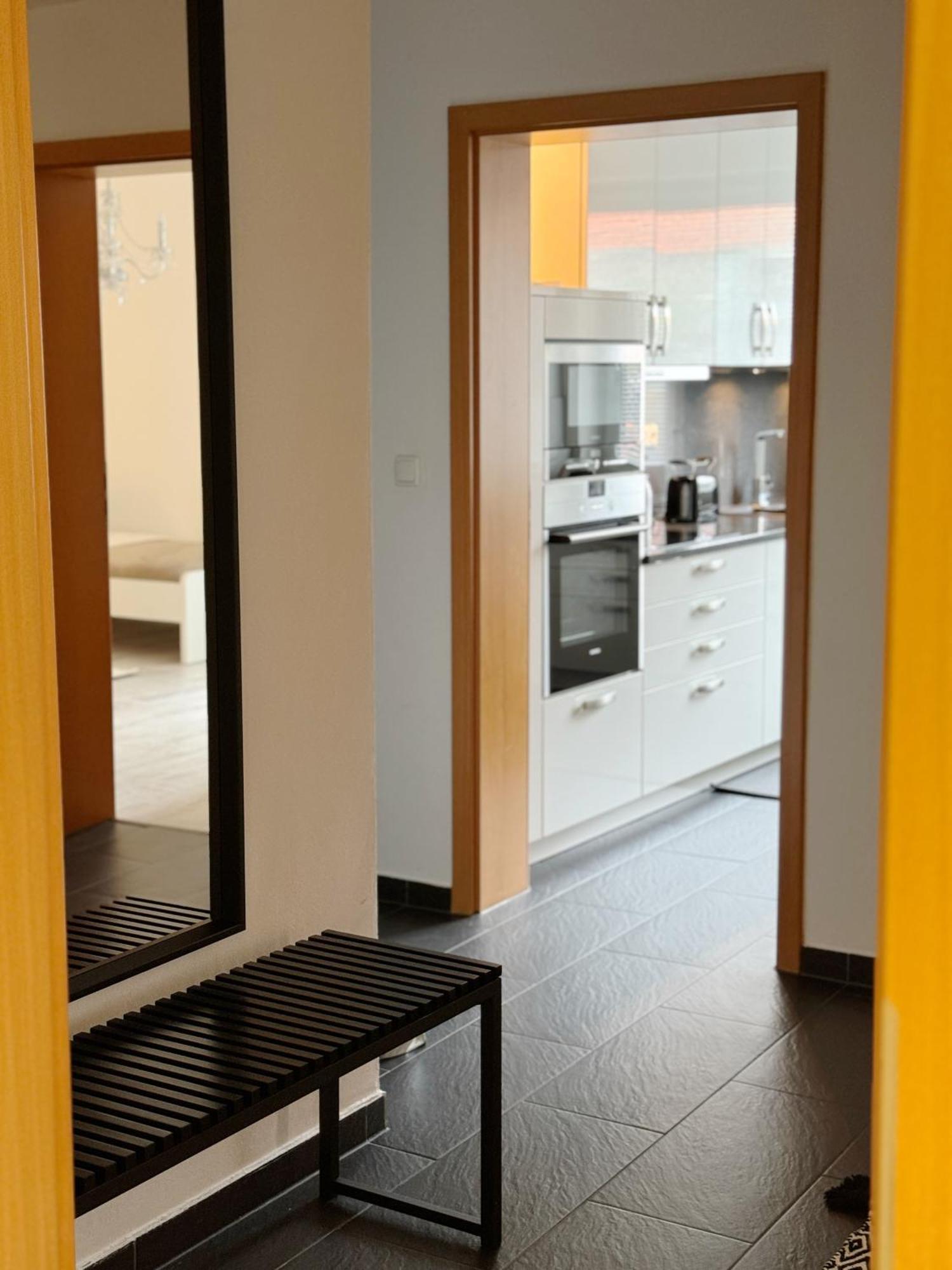 90M2 I Central I Netflix I Wifi I Free Parking I Lia Apartments Hannover Buitenkant foto